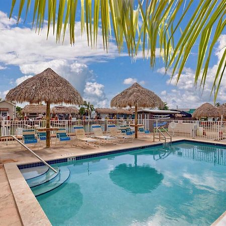 Tiny Home On Waterfront, Bay Views, Deck, Pool Jewfish Zimmer foto